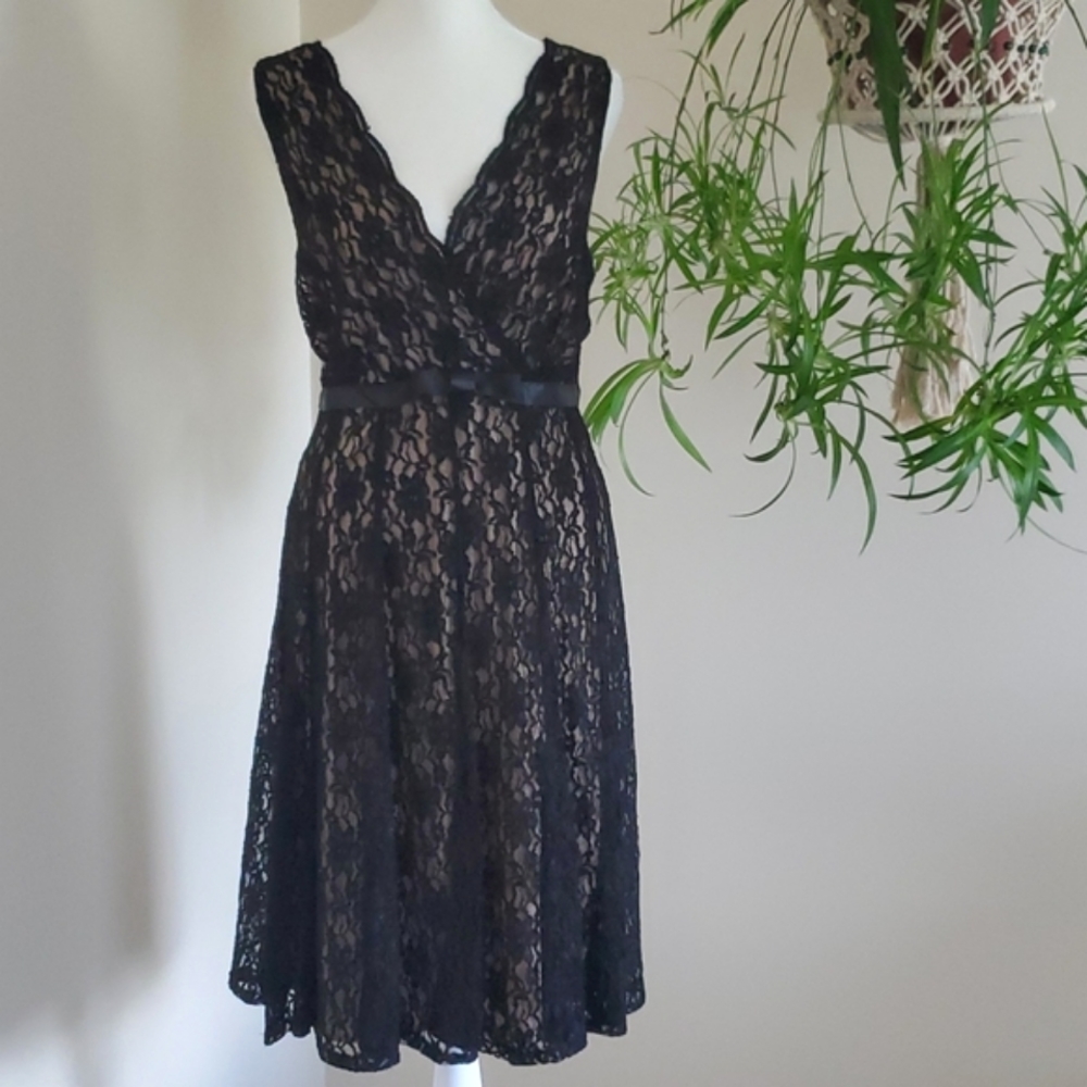 Dressbarn Black Lace Dress EUC Size 12